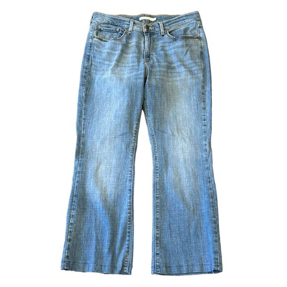 Levi's Women's Classic Bootcut Jeans Medium Wash Size 12 - Picture 1 of 10